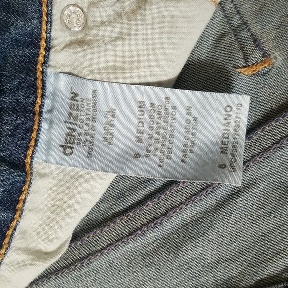 🥳Host Pick🥳💙Levi's Denizen Boot Cut Blue Jeans💙 - Picture 3 of 7